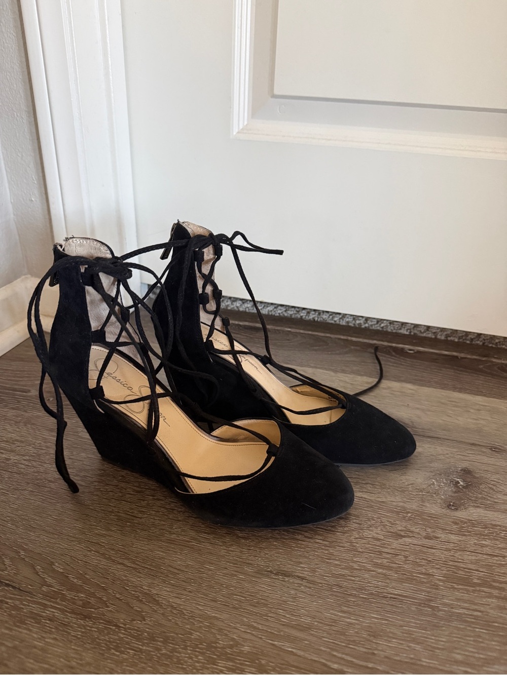 Jessica Simpson Heels - Picture 2 of 5